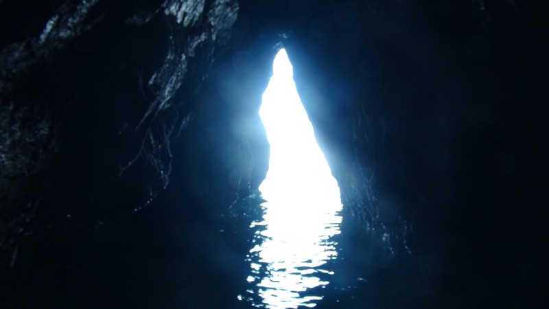 jeskyne u mesta morgat