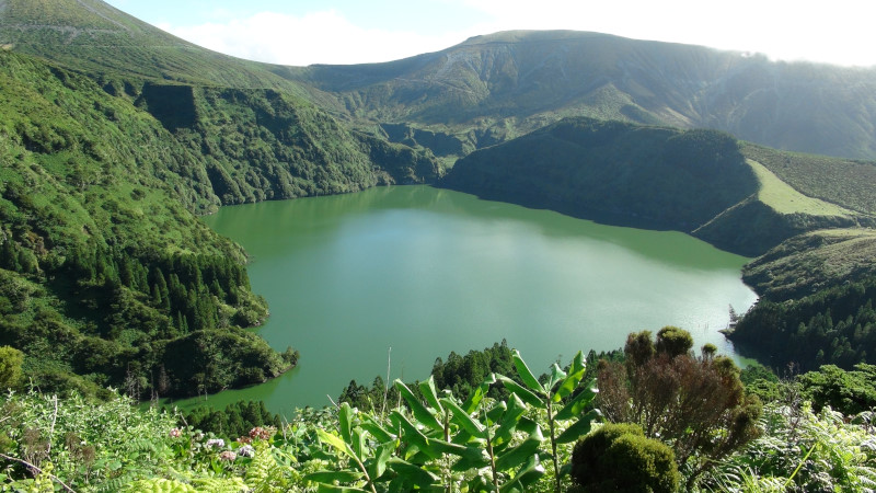 Poznávací plavba po Azorských ostrovech: Flores, Faial, Terceira, Sao Jorge, Pico, Sao Miguel 8-9/2016